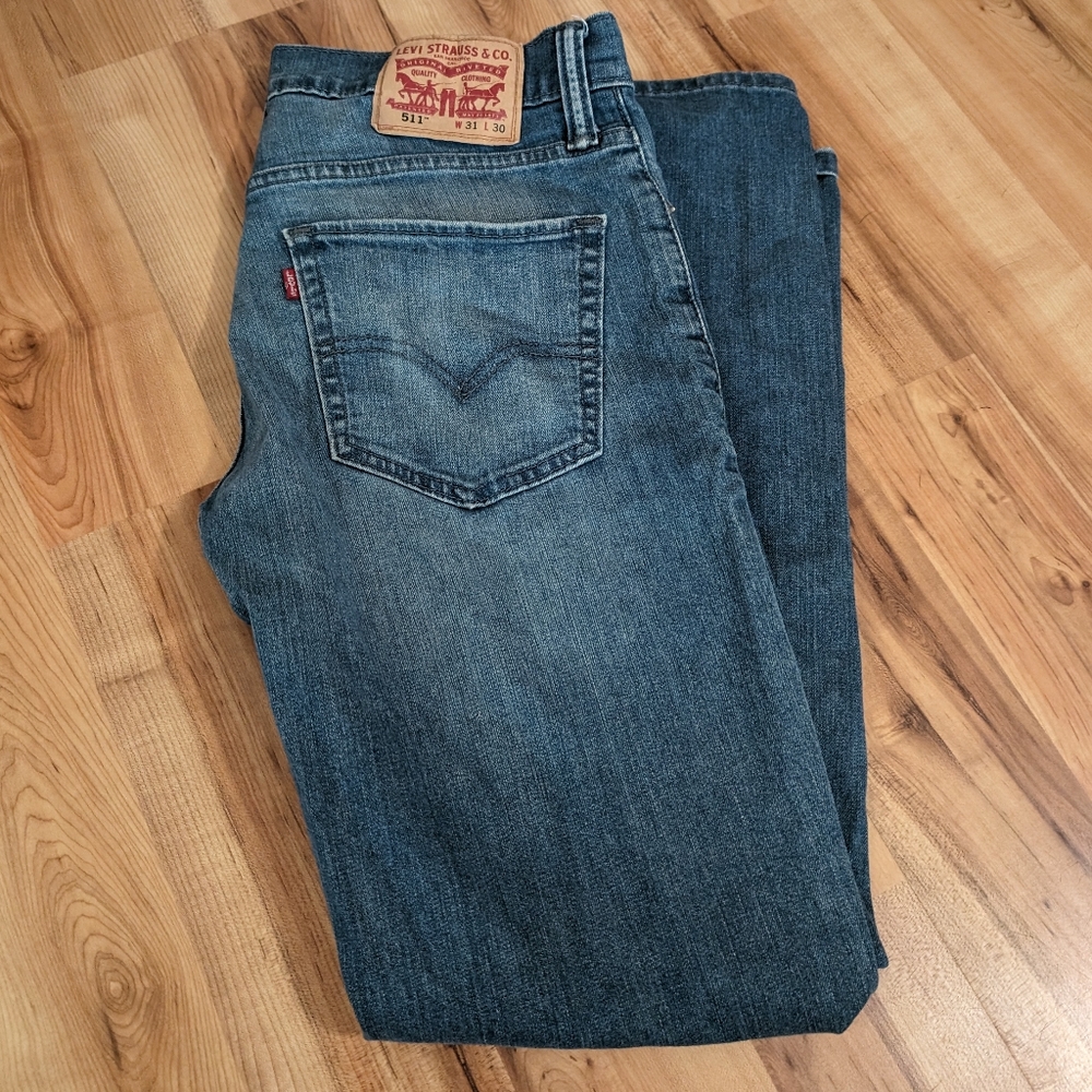 Levis #511
